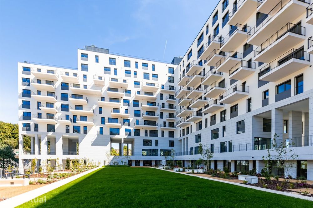 Arrenda-se apartamento T3 novo no condomínio Antas Green