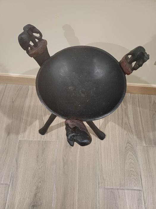 Arte africana em pau ferro