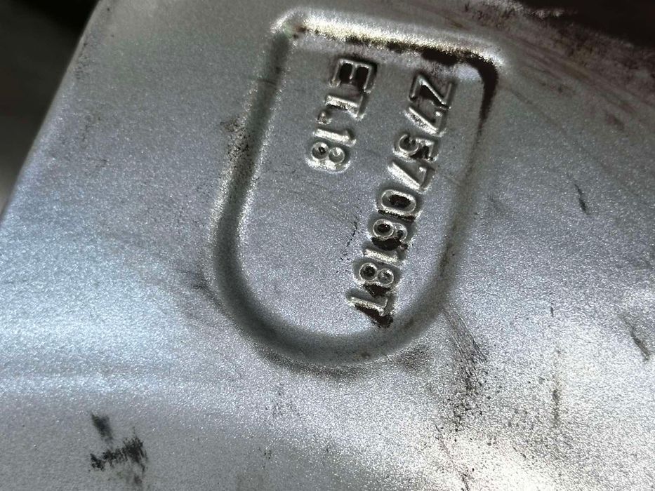 Шини з Дисками Volkswagen R16 5x120 7Jx16H2 ET18