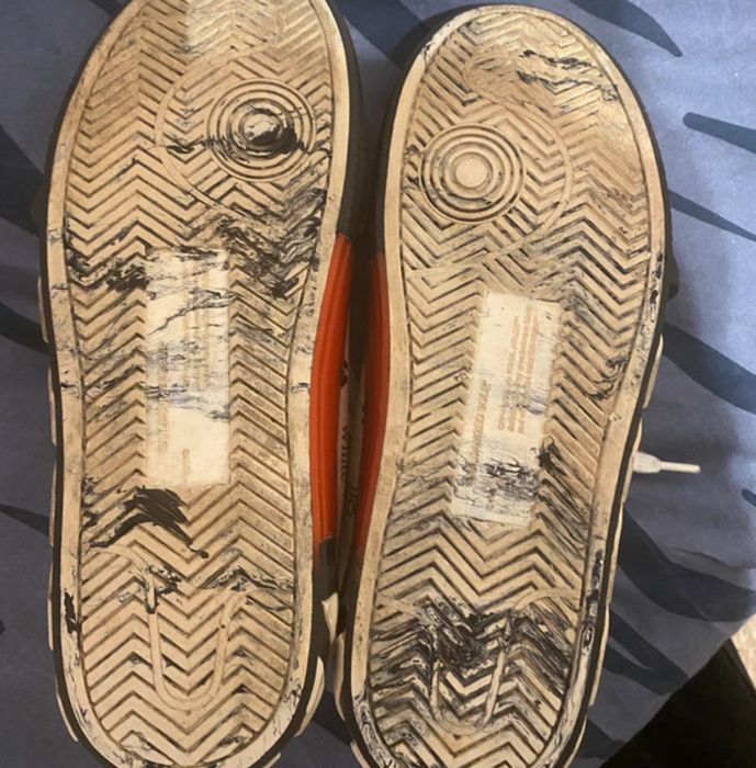 Off white vulcanized