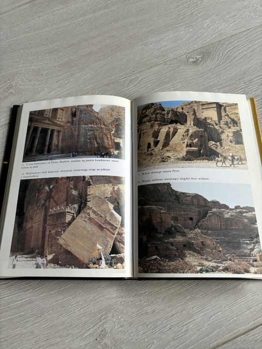 Książka „Wszyscy jesteśmy dziećmi bogów” Daniken