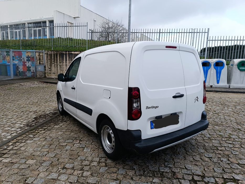 Citroen Berlingo hdi 3 lug (TÉRMICA) poucos klms 2018