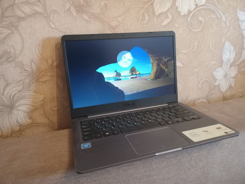 Ультрабук ASUS VivoBook  E406s