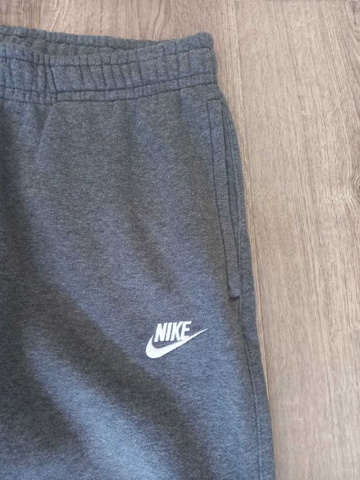 Calças treino Nike originais  14 anos