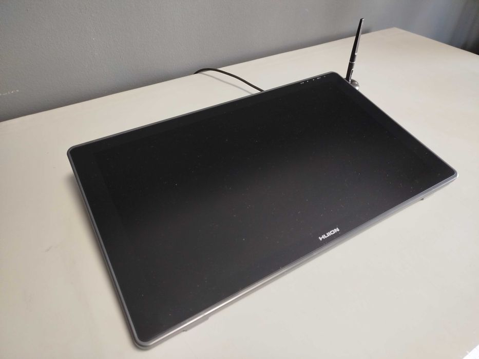 Huion Kamvas 22 Plus – Professional Drawing Monitor64740900931459121