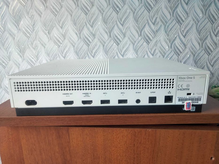 XBOX One S 512gb