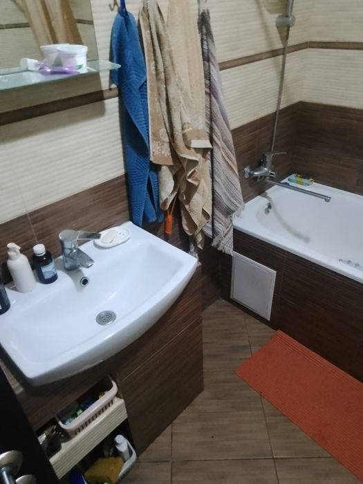 Продам 2-поверховий будинок, 153 м², гараж, ангар, 5 соток землі