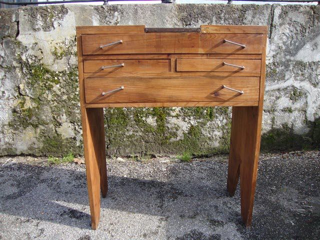 Banco de Três lugares Português