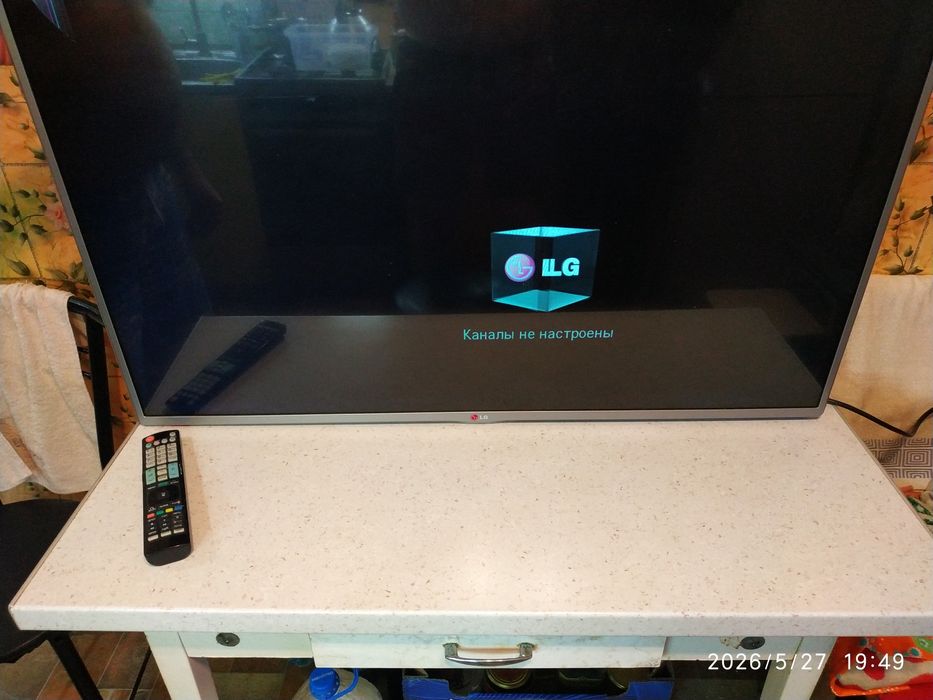 Телевизор LG 42LB580V на запчасти