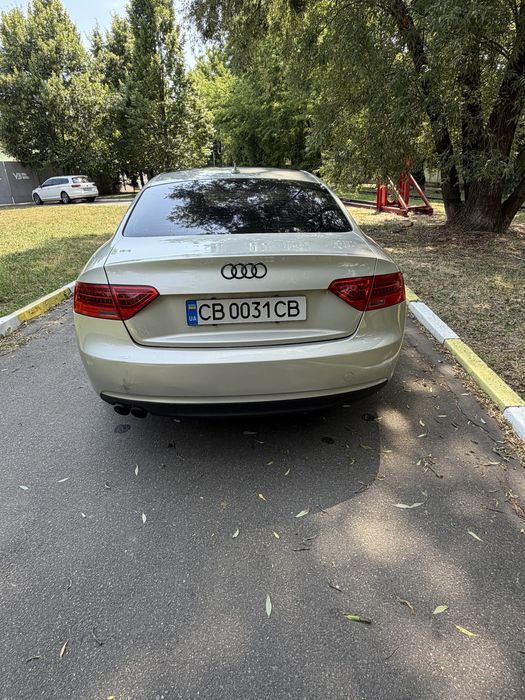 Продається авто дружини Audi А5 повний привід,2012  року,з оригінальним пробігом 230