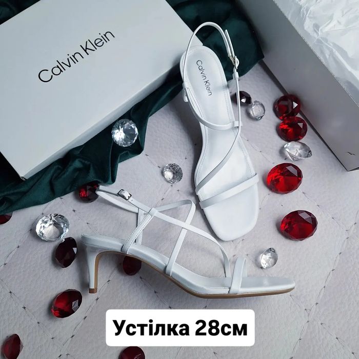 Жіночі чорні босоніжки мюлі schutz calvin klein steve madden nine west великого розміру 28см