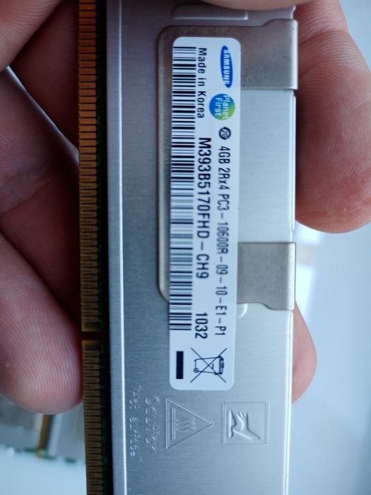 Серверна ОЗП Samsung DDR3 16 Gb (4x4)