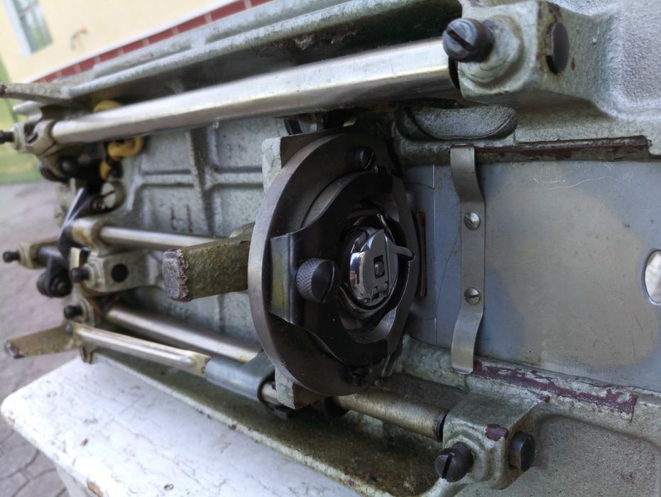 Швейна машинка Pannonia