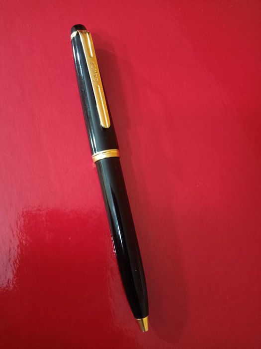 Caneta esferográfica rotring renaissance esferográfica preta