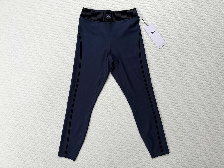 Оригінальний спортивний костюм Alo Yoga Airlift • Navy • XS–S • Новий