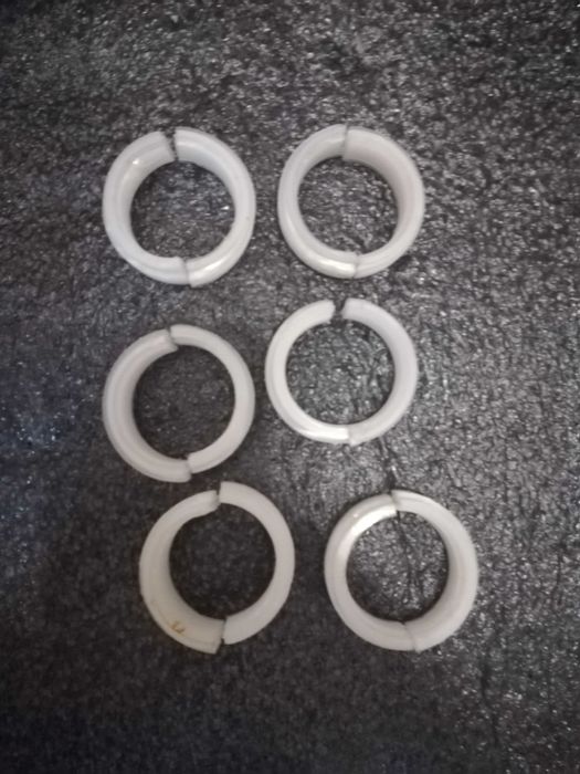 Okragłe dystanse od przełaczników Altus 75/110/140 Tonsil Unitra