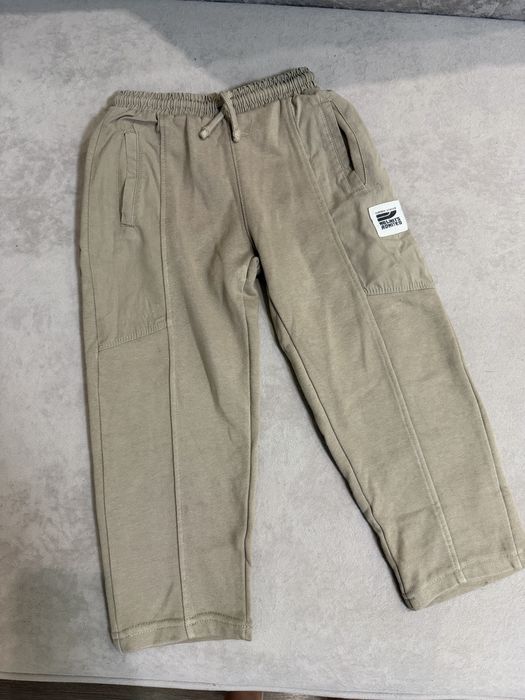 Стильні штанці ZARA 116 розмір