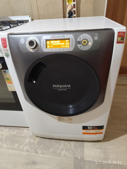 Pralko suszarka Hot Point Ariston Aqualitis 10kg uszkodzona