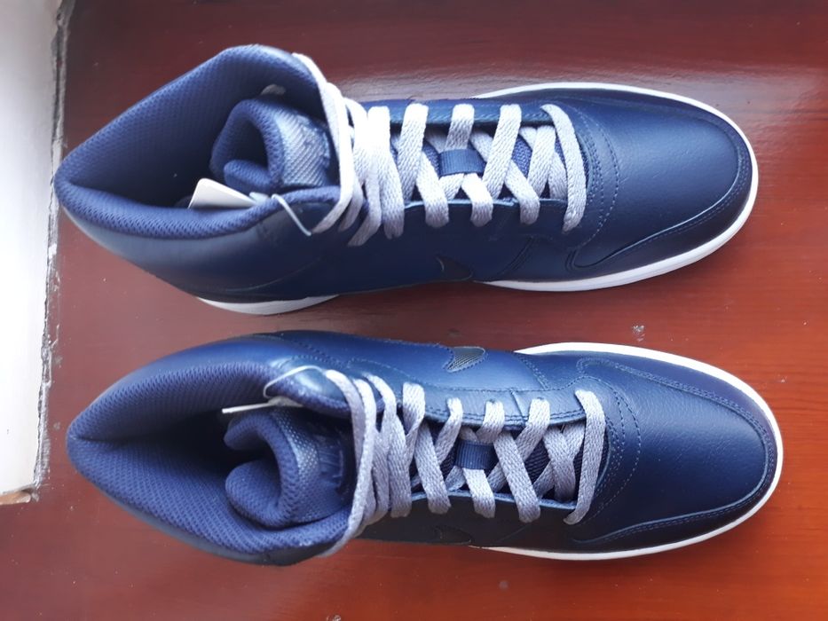 Кроссовки мужские NIKE EBERNON MID, Р-р US 9, 41-42 (27 см), кожа