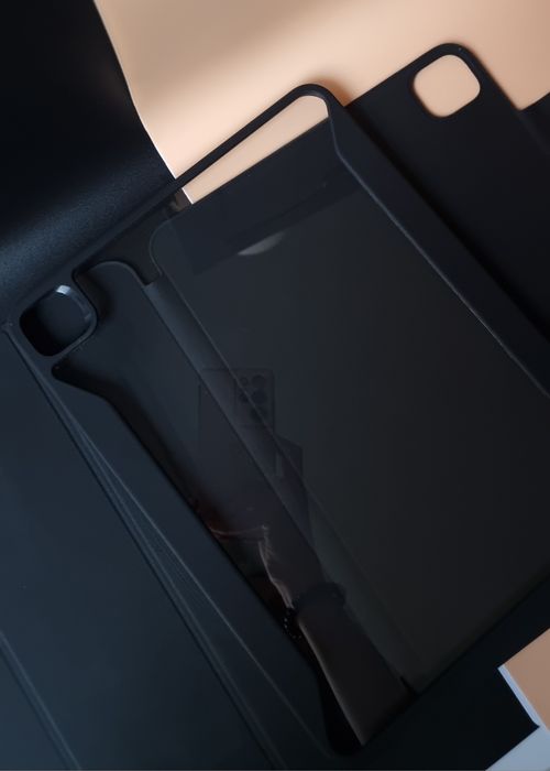 Etui ESR do iPad Pro 13" (7. generacji, 2024)