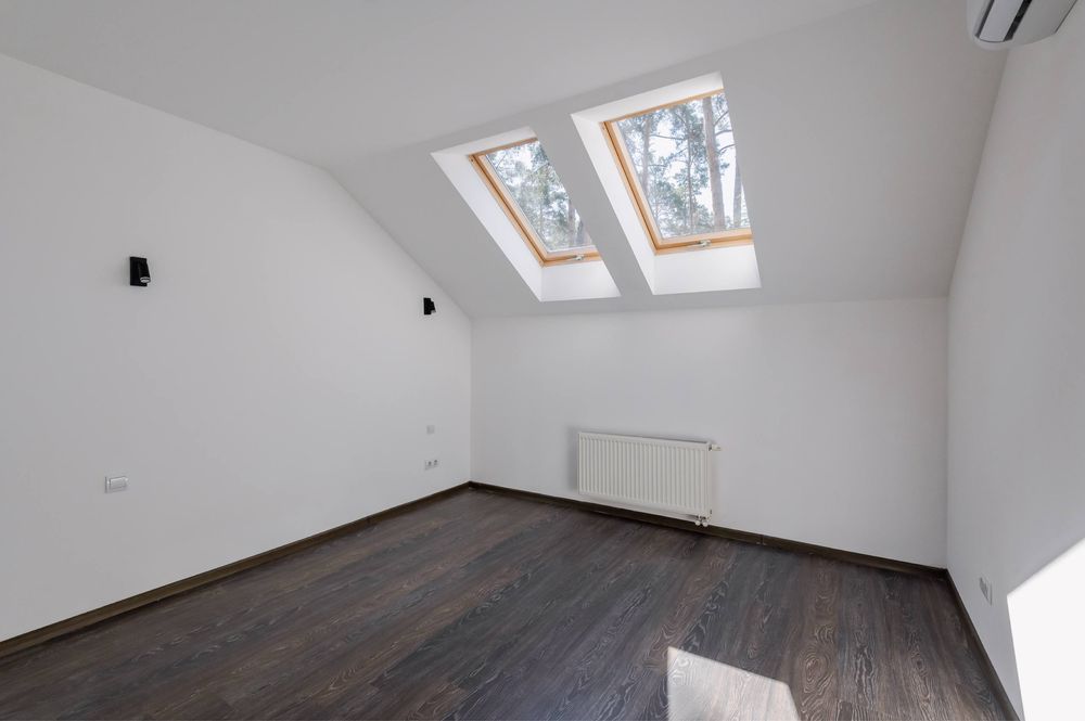 Квадрохаус 120 м² у Бучі, вул. Революції — $152 000. Індивідуальне газове опалення, тепла підлога, мансарда. Зроблено Якісний Ремонт.