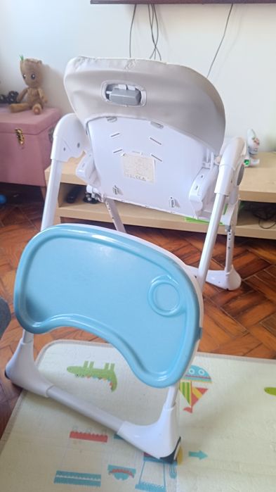Cadeira de alimentação
