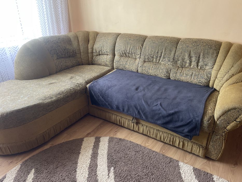 Віддам  диван  і стінка