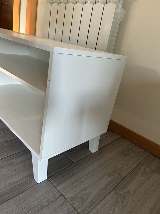Móvel de TV branco moderno, como novo
