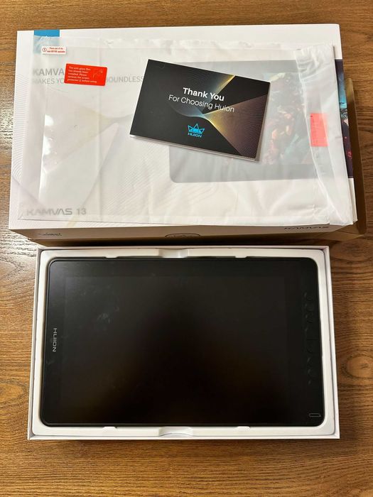 Mesa Digitalizadora HUION Kamvas 13