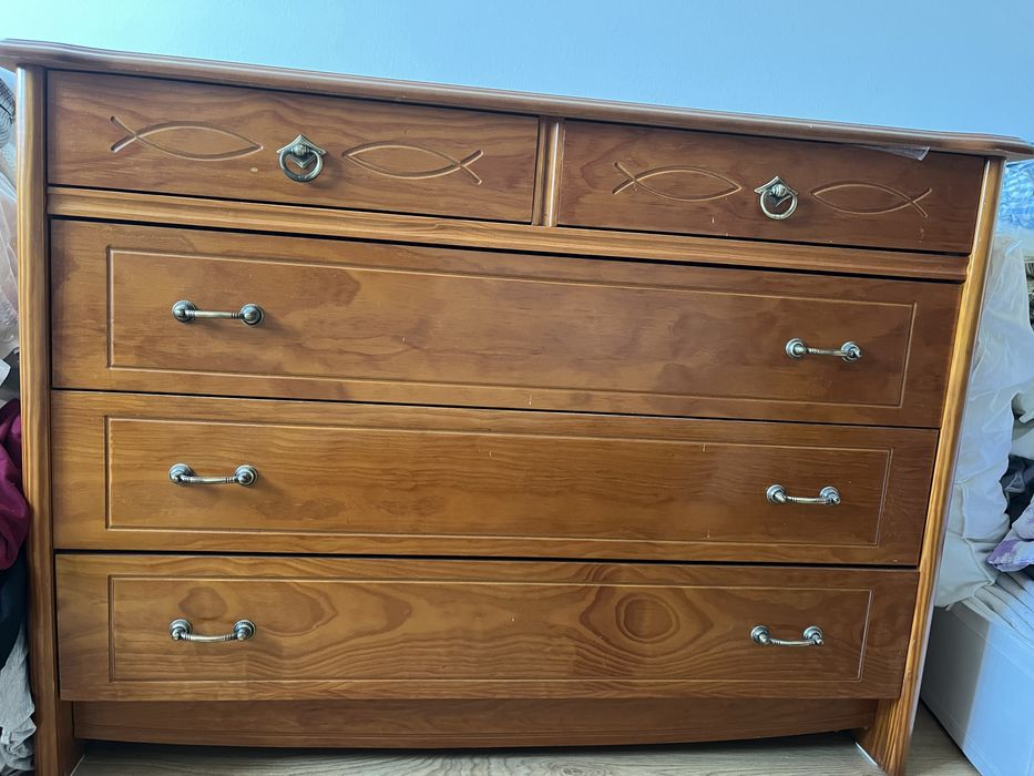 Armario/ Guarda Roupa + Comoda de madeira