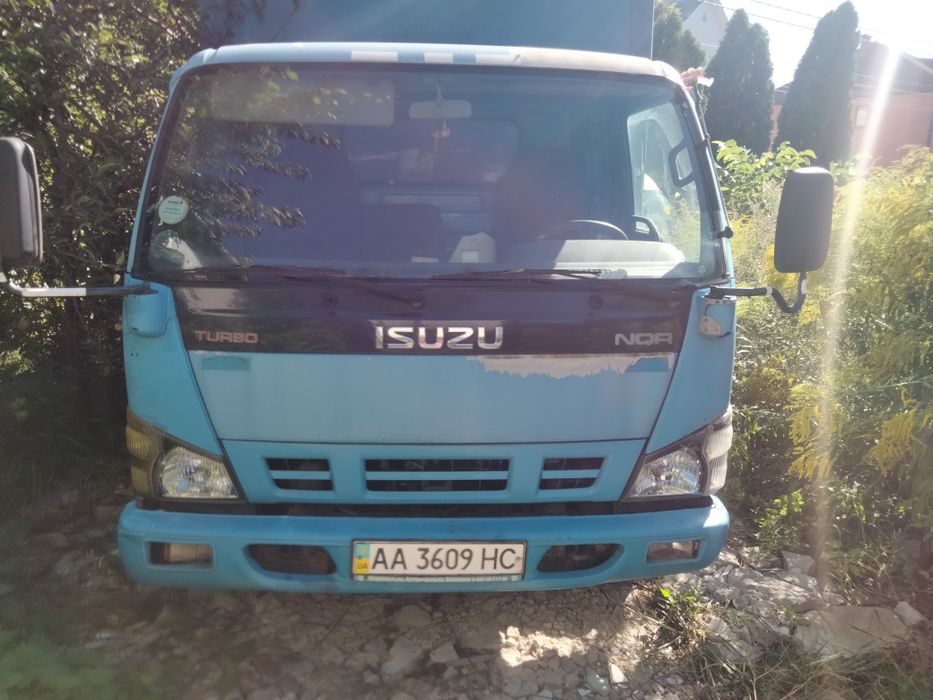 Разбираю Исузу NQR 71  Исузу кабина,балка