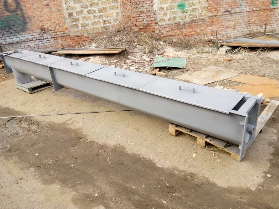 Шнековий навантажувач (погрузчик) зерна