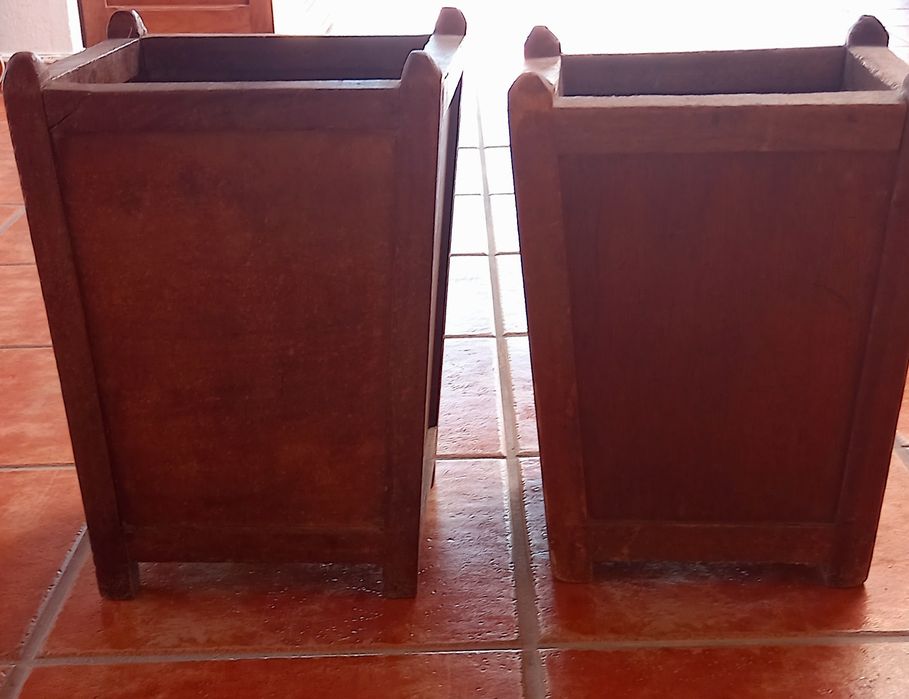 Caixote de lixo para escritório