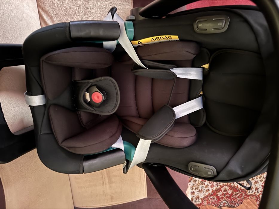 Fotelik BRITAX Baby Safe iSense + Baza Flex Base