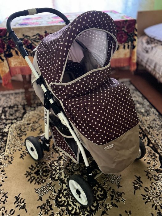Прогулянкова коляска OSKAR