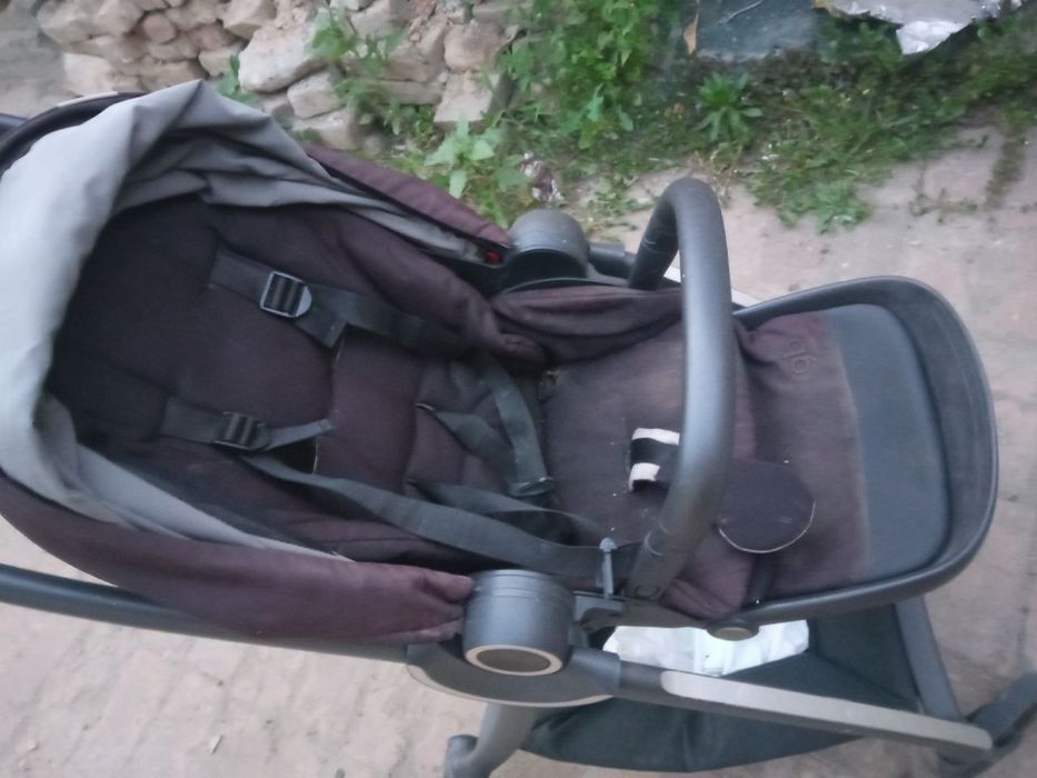 Коляска прогулочная