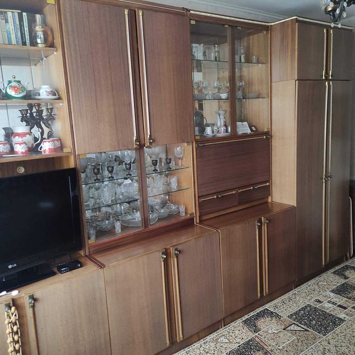 Терміново! Продається стінка у вітальню