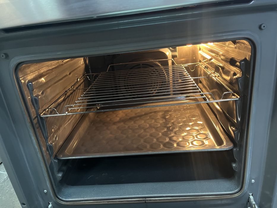 Kuchenka Amica elektryczna 60cm |12msc |Dobry stan |Dowóz