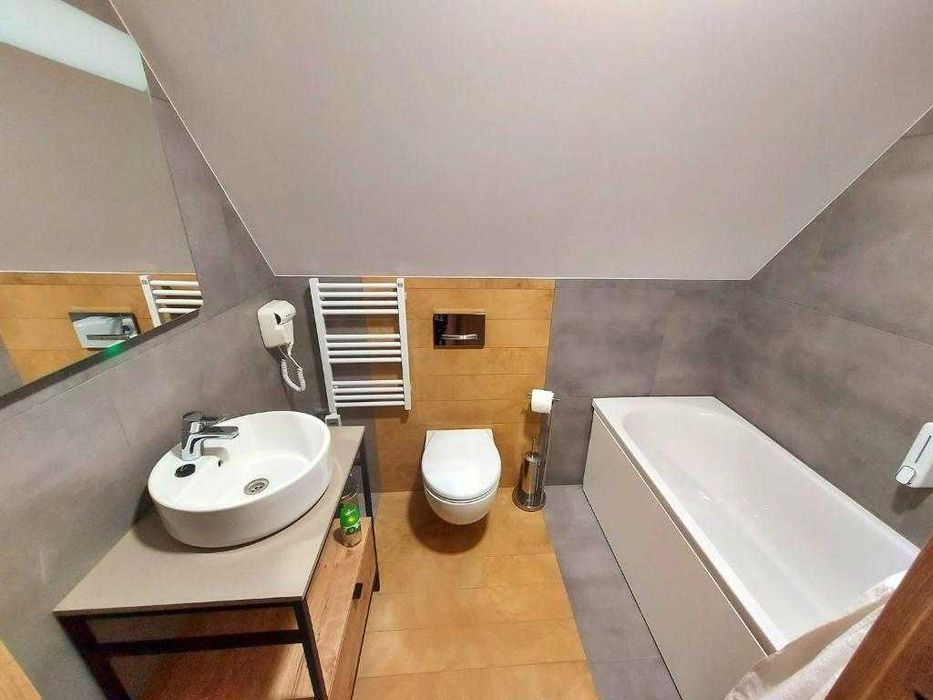Domek z jacuzzi/widokiem/kominkiem/grillem/8 osobowy/Tatry BiałkaTatrz