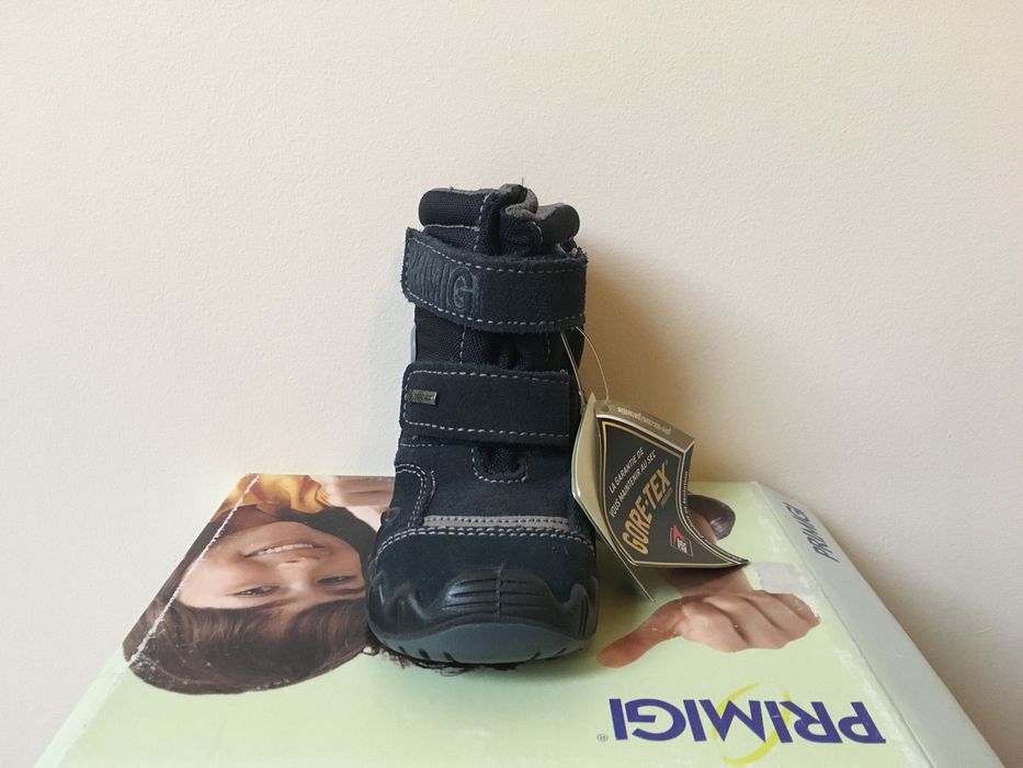 Zimowe buty dziecięce Primigi NOWE