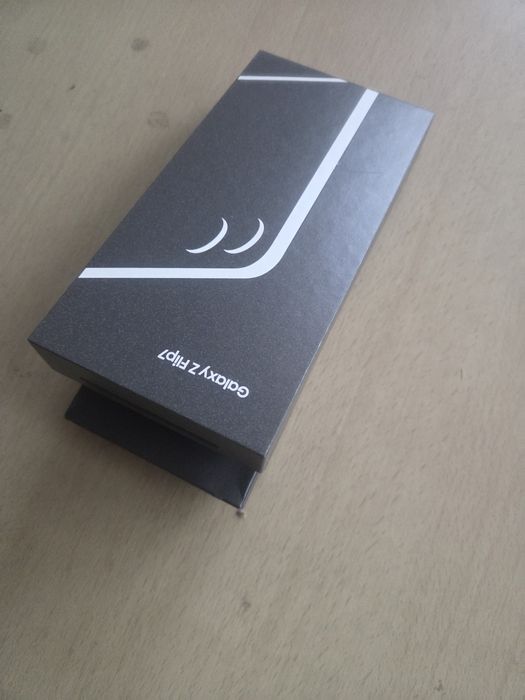 Nowy Samsung Galaxy Z Flip 7