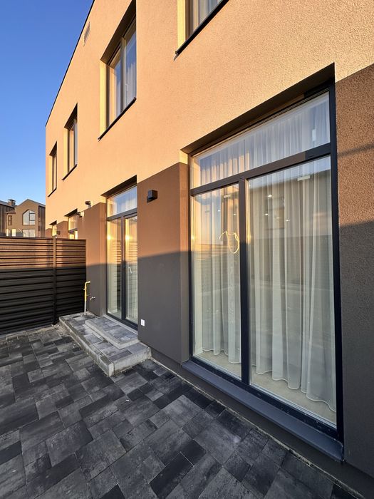 Дуплекс з меблями і технікою/4 кімнати/свій двір/ЖК Львівський Маєток