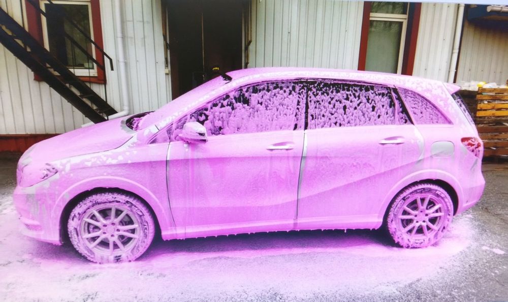 Mercedes Benz B 250E