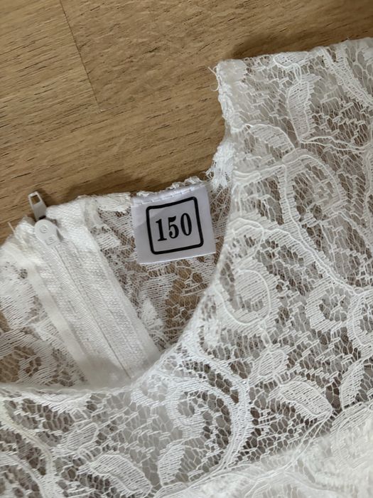Sukienka balowa w rozmiarze 150