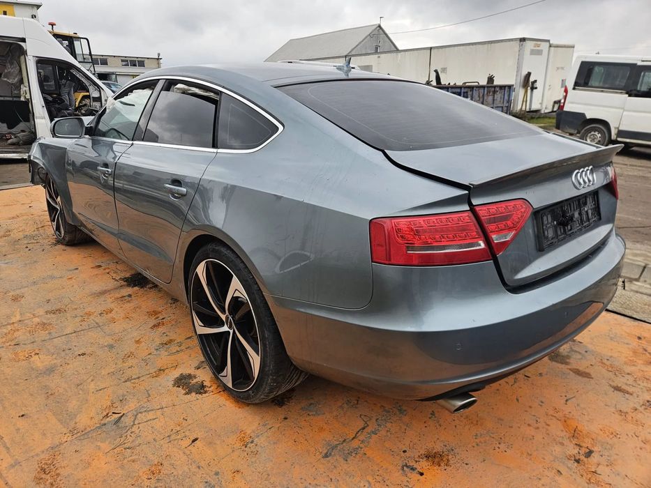 Audi A5 Sportback 2009-2011 Silnik 3.0 TDI (CCWA) 240 KM (176 kW) LY7E na części drzwi klapa silnik