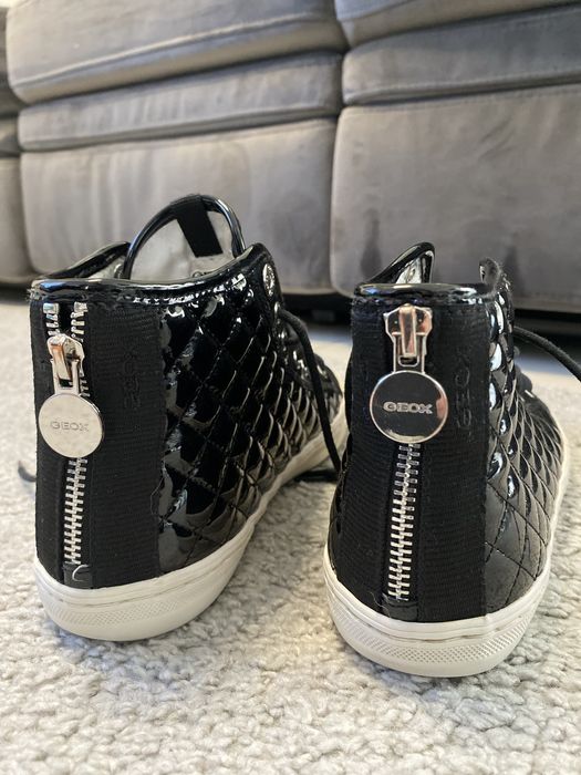 Geox czarne lakierowane buty za kostkę damskie 38