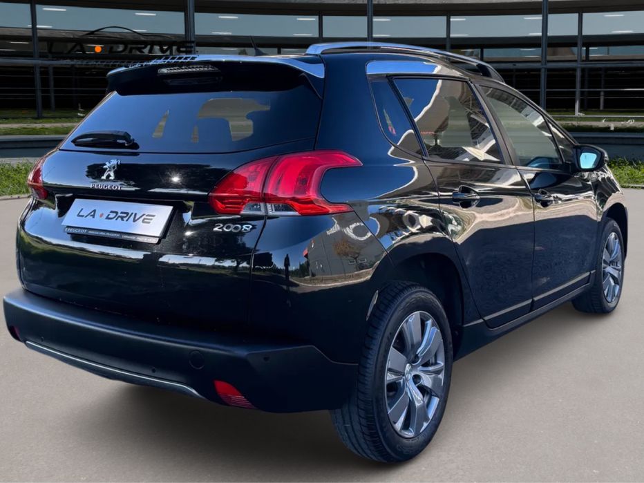 PEUGEOT 2008 1.6 BlueHDi 100 CV • 12/2015 • 96.500 Kms