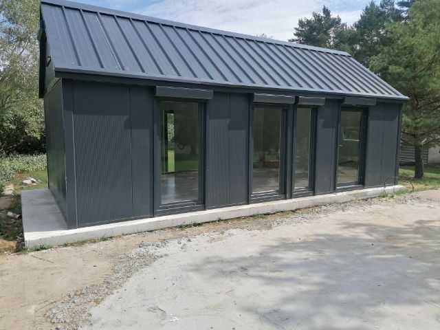 Dom z dachem dwuspadowym domek całoroczny mieszkalny letniskowy