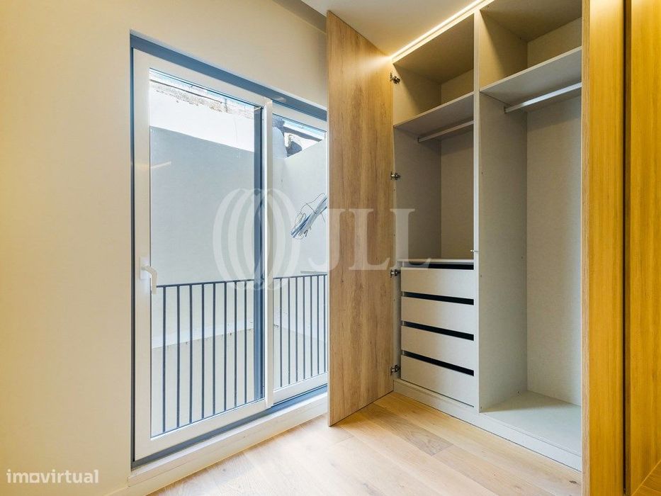 Apartamento T2 na Rua Poiais de São Bento em Lisboa