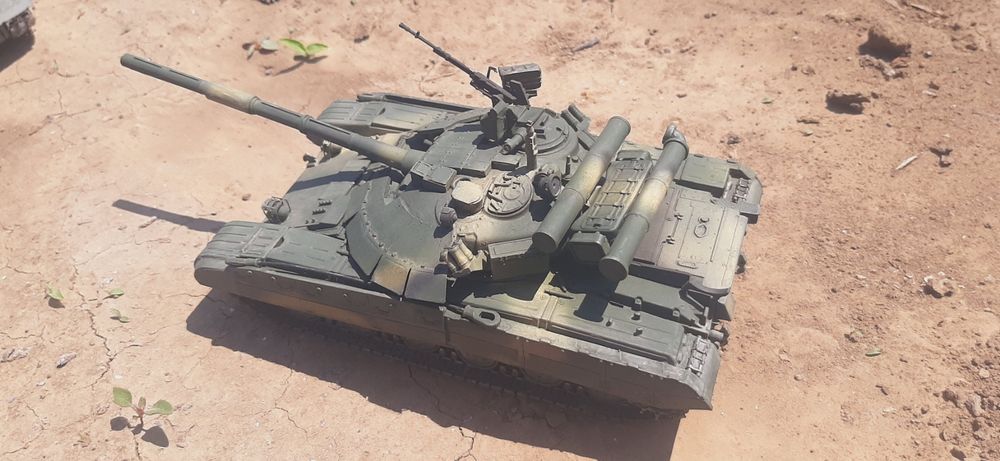 Модель танка Т-64БМ БУЛАТ 1/35 в наличии